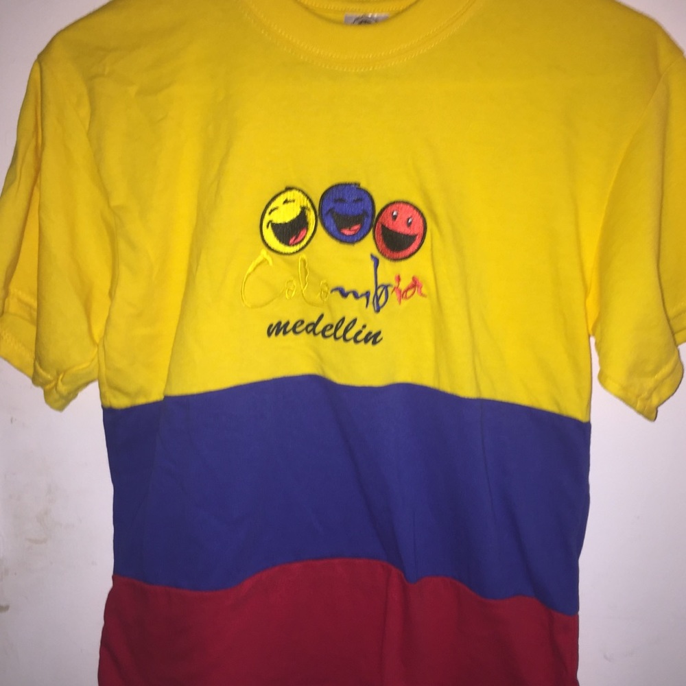 T-shirt - from Medellin, Colombia NWOT